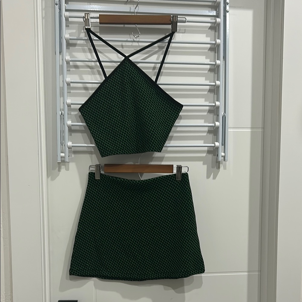 ZARA SIZE XS Green and Black Strappy Crop Top and Skirt Set